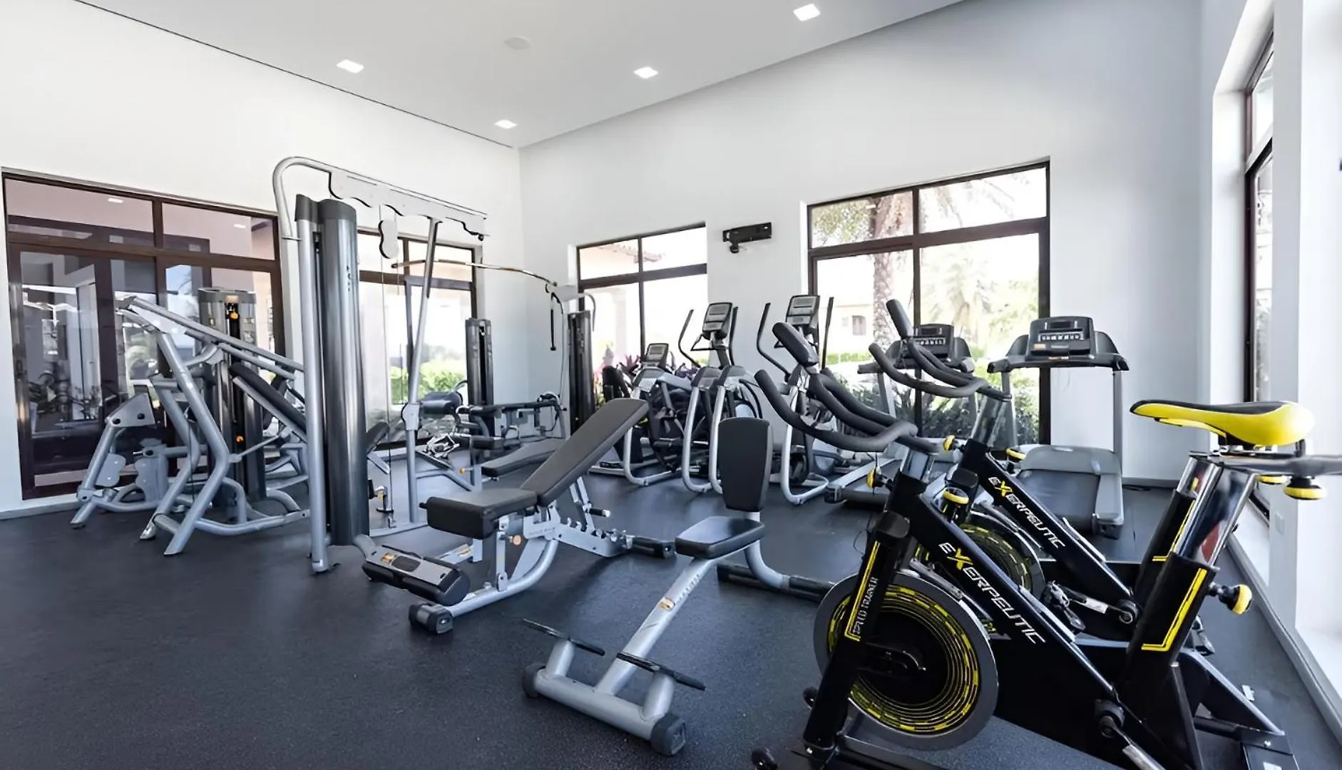 Apartment New 1 Min To Beach, Resort Style Amenities, Bbq Palm Beach