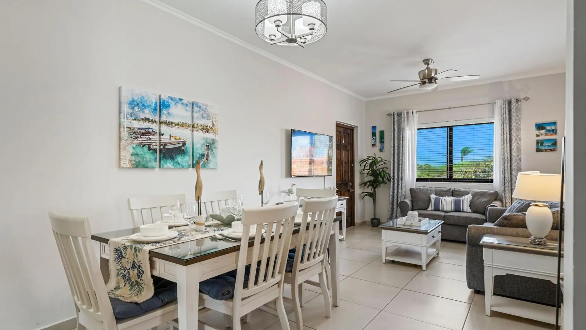 New 1 Min To Beach, Resort Style Amenities, Bbq Palm Beach Aruba